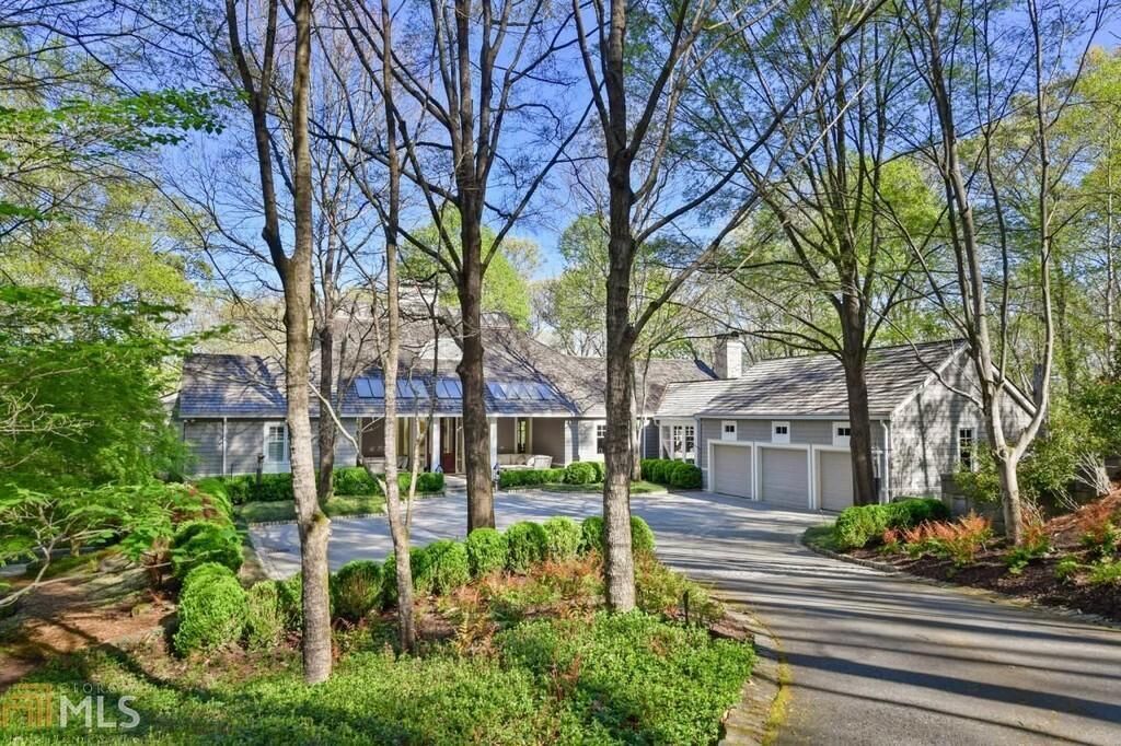 #7. 1925 W Paces Ferry Rd NW, Atlanta